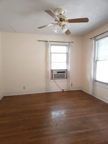 910 E 13th, Austin, TX 78702