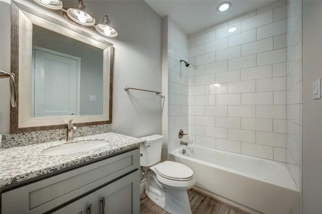 1213 Armstead Street A, Houston, TX 77009