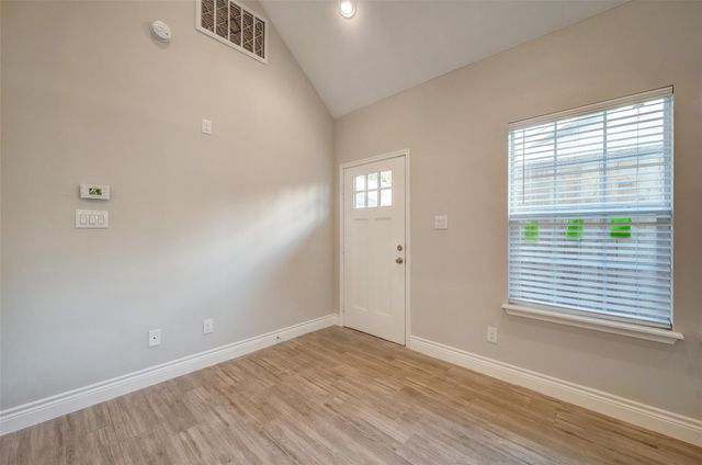 1213 Armstead Street A, Houston, TX 77009