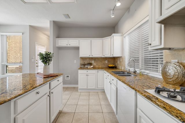 7621 Brookview Drive, Frisco, TX 75034