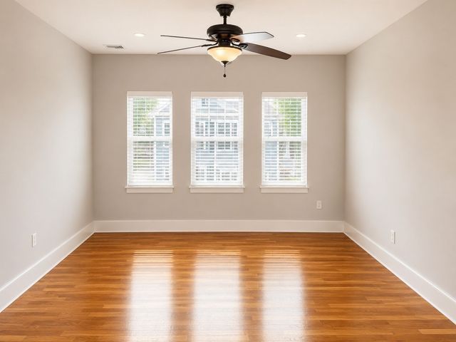 28-30 Saint Gregory St 2, Boston, MA 02124