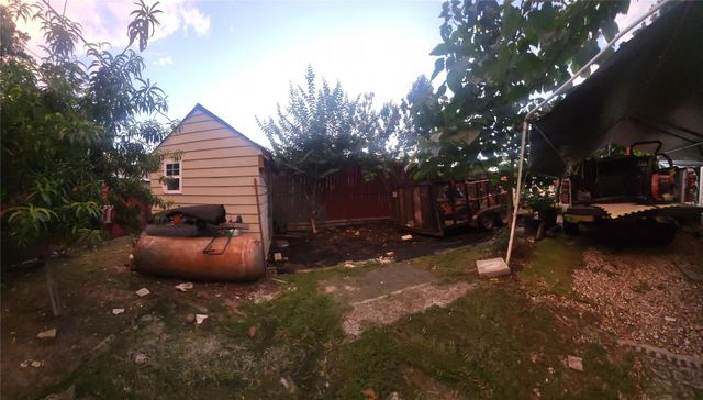 11960 Canal Street, Willis, TX 77318