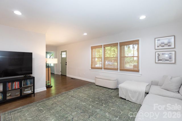 1305 Morningside Drive, Charlotte, NC 28205