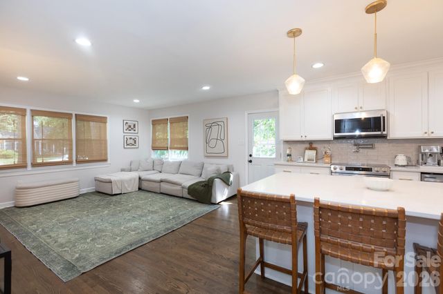 1305 Morningside Drive, Charlotte, NC 28205