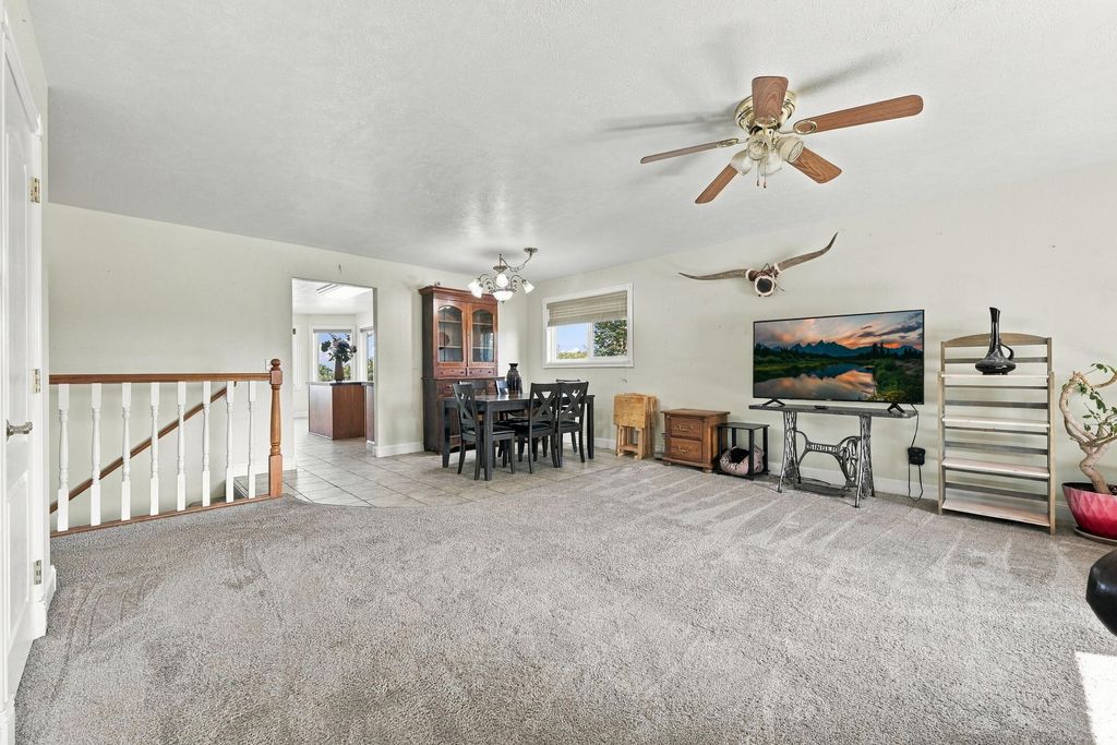 919 Erie Drive, Buffalo, WY 82834 photo 3