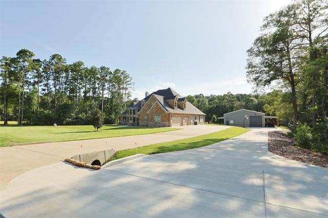 323 Mapleleaf Street, Magnolia, TX 77354