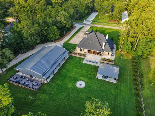 323 Mapleleaf Street, Magnolia, TX 77354
