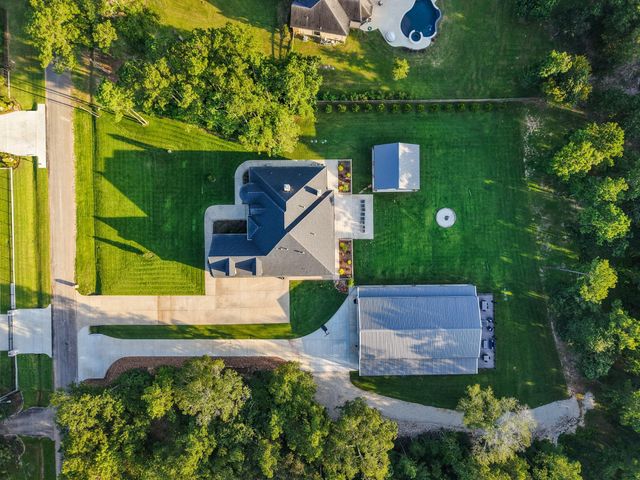 323 Mapleleaf Street, Magnolia, TX 77354