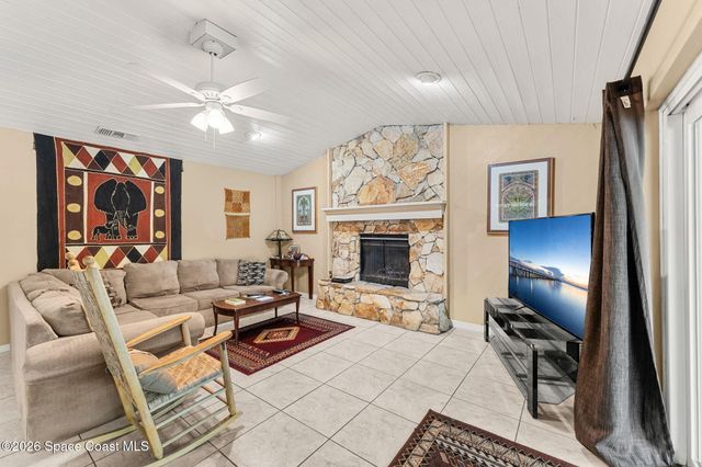 680 Sunset Lane, Merritt Island, FL 32952