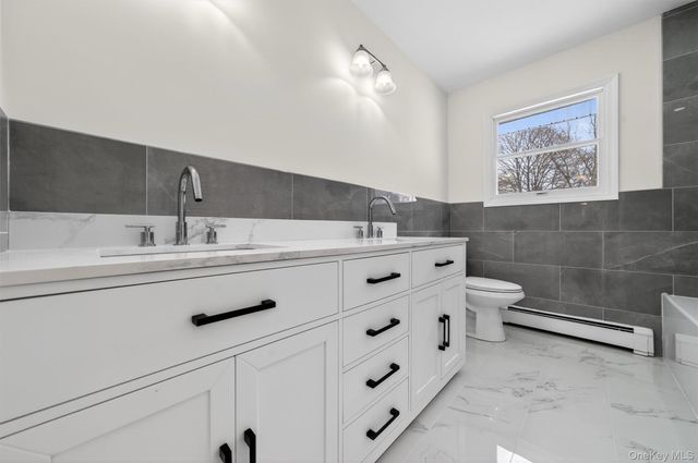 420 S Plank Road, Westtown, NY 10998