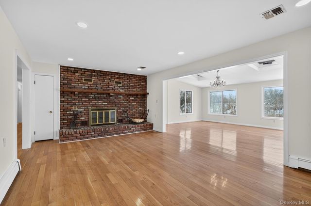 420 S Plank Road, Westtown, NY 10998