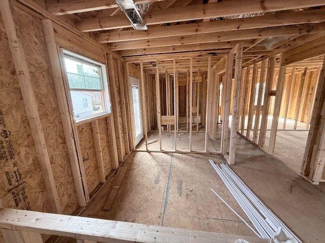 135 Illinois Ave, Oak Grove, KY 42262