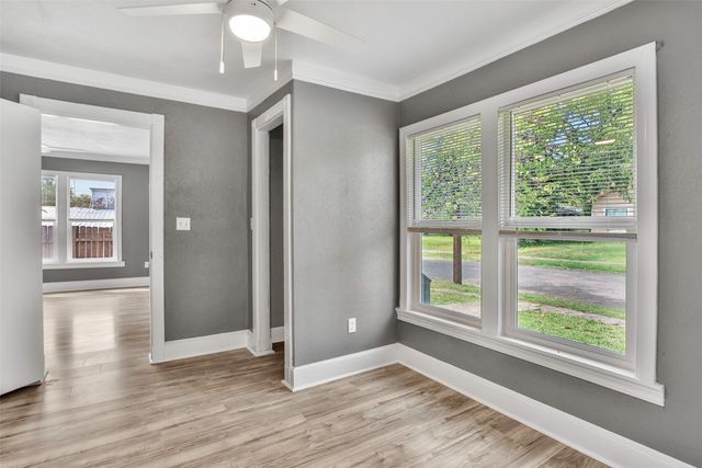 1005 N Neal Street, Commerce, TX 75428