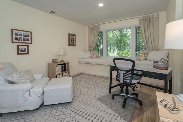 15 Cox Drive, Warwick, NY 10990