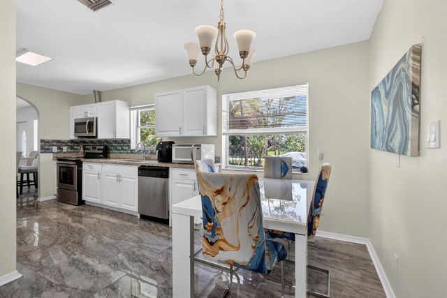 16663 89th Place N, Loxahatchee, FL 33470