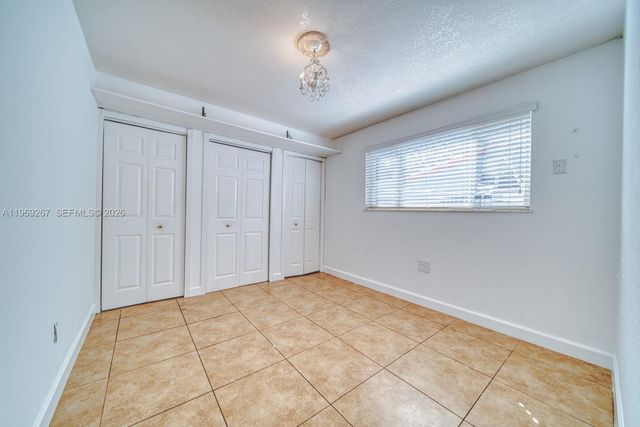 2171 SW 21st St, Miami, FL 33145