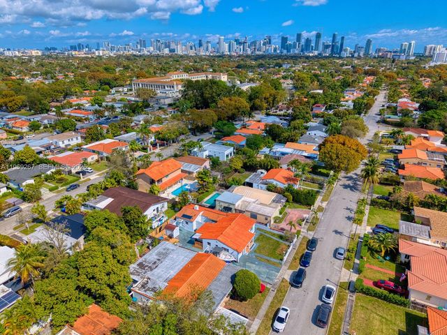 2171 SW 21st St, Miami, FL 33145