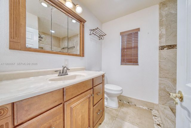 2171 SW 21st St, Miami, FL 33145