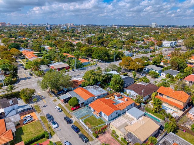 2171 SW 21st St, Miami, FL 33145