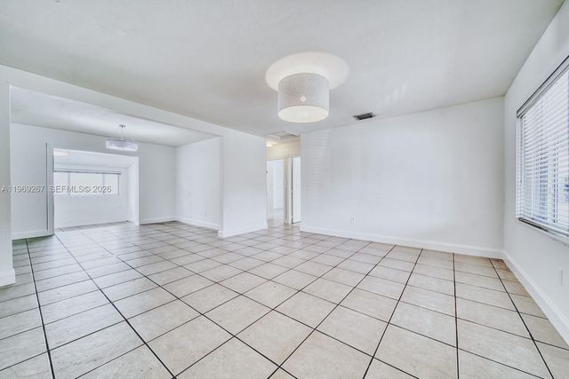 2171 SW 21st St, Miami, FL 33145