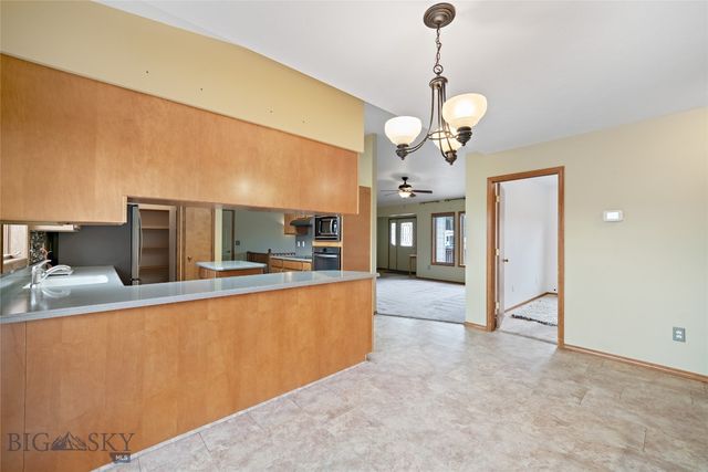 1425 Bluebird Lane, Bozeman, MT 59715