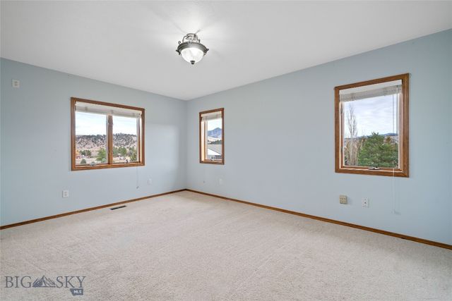 1425 Bluebird Lane, Bozeman, MT 59715