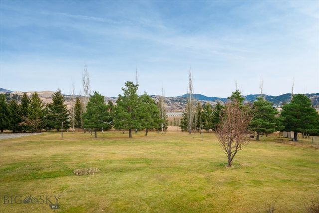1425 Bluebird Lane, Bozeman, MT 59715