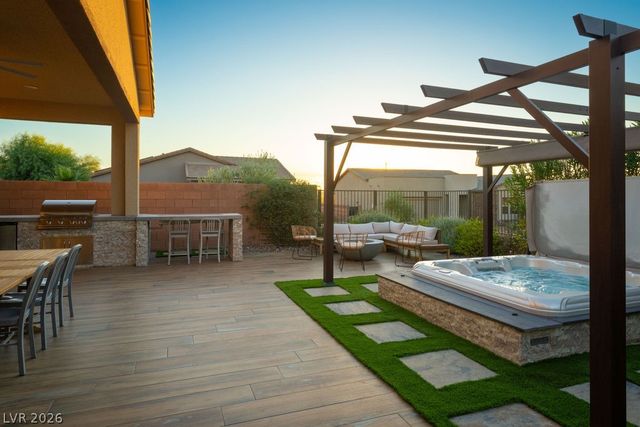 68 Alta Cascata Place, Henderson, NV 89011