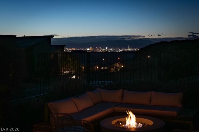 68 Alta Cascata Place, Henderson, NV 89011