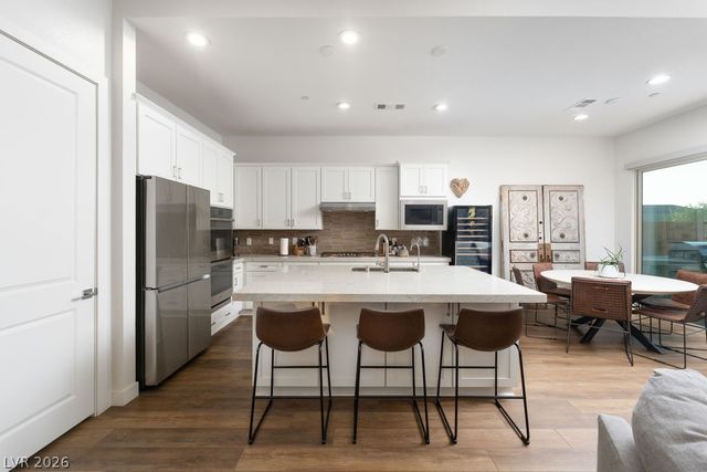 68 Alta Cascata Place, Henderson, NV 89011