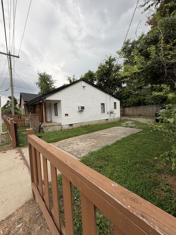 901 28th Ave, N, Nashville, TN 37208