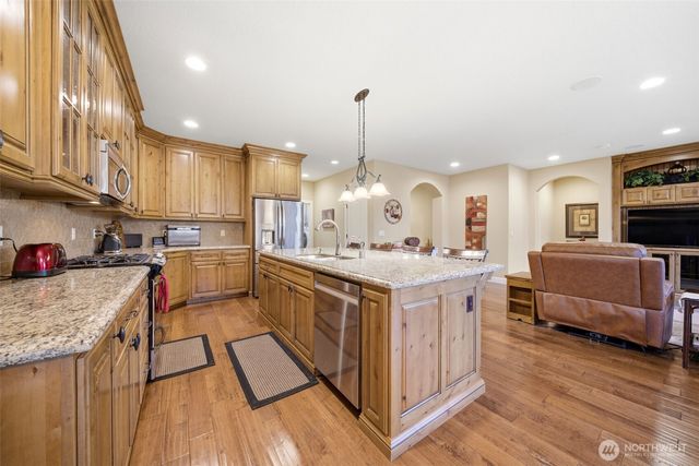 12602 NE 12th Way, Vancouver, WA 98684
