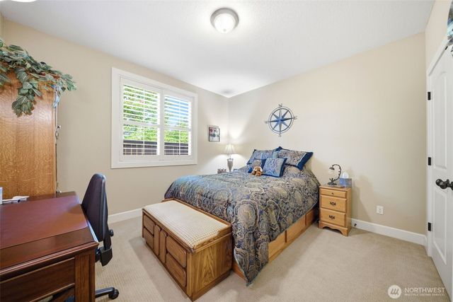 12602 NE 12th Way, Vancouver, WA 98684