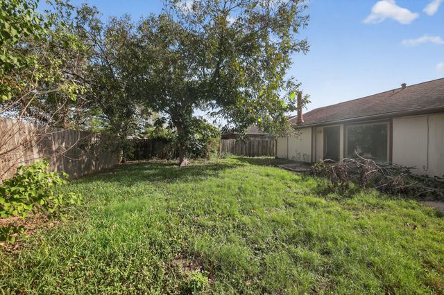 6923 Kearney Drive, Richmond, TX 77469