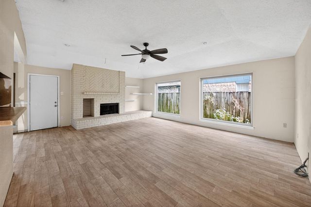 6923 Kearney Drive, Richmond, TX 77469