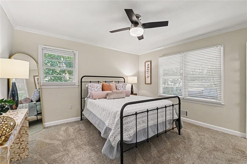 Image 21 of property listing at 905 Homewood Court, Decatur, GA 30033