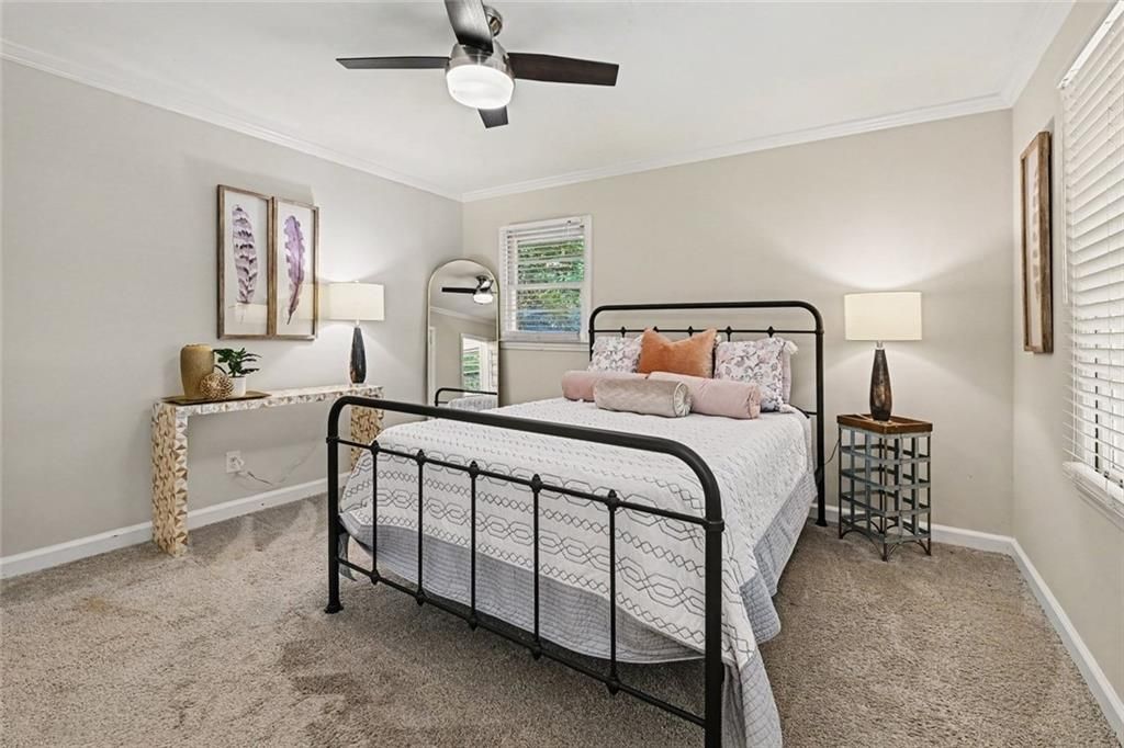 Image 24 of property listing at 905 Homewood Court, Decatur, GA 30033