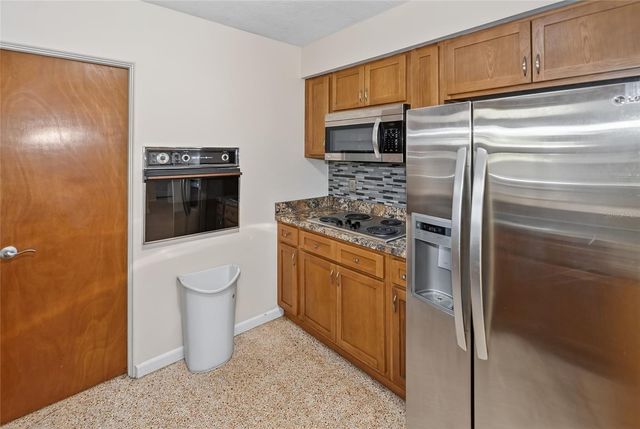 4368 DEERFIELD DRIVE, Sarasota, FL 34233