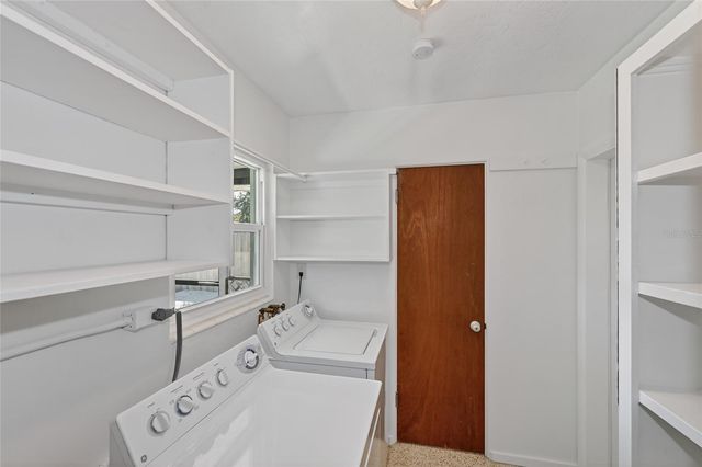 4368 DEERFIELD DRIVE, Sarasota, FL 34233