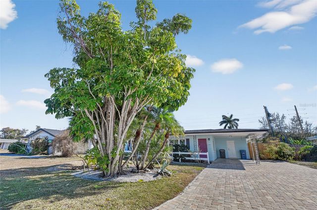 4368 DEERFIELD DRIVE, Sarasota, FL 34233