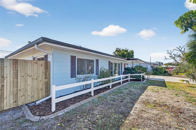 4368 DEERFIELD DRIVE, Sarasota, FL 34233