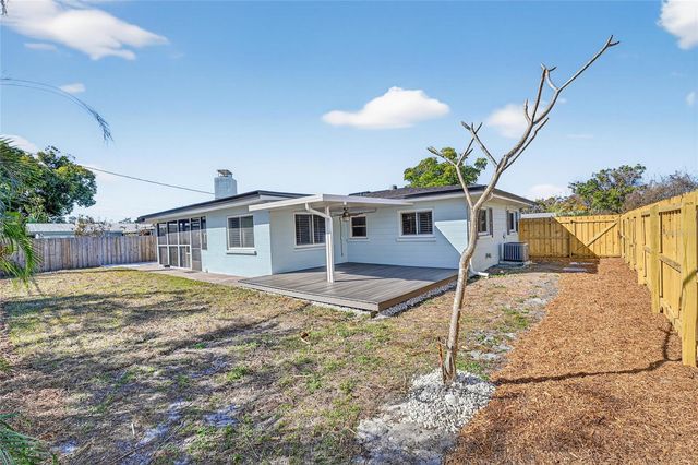 4368 DEERFIELD DRIVE, Sarasota, FL 34233