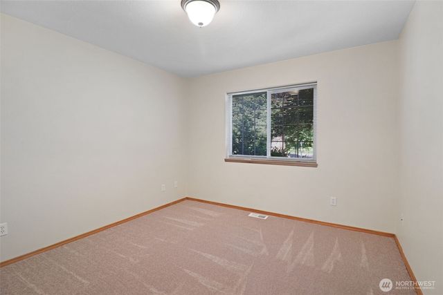 15626 Lindsay Road SE, Yelm, WA 98597