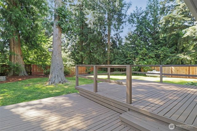 15626 Lindsay Road SE, Yelm, WA 98597