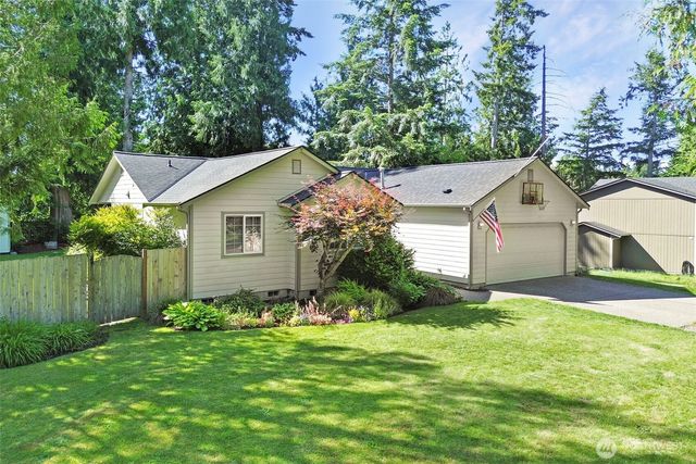 15626 Lindsay Road SE, Yelm, WA 98597