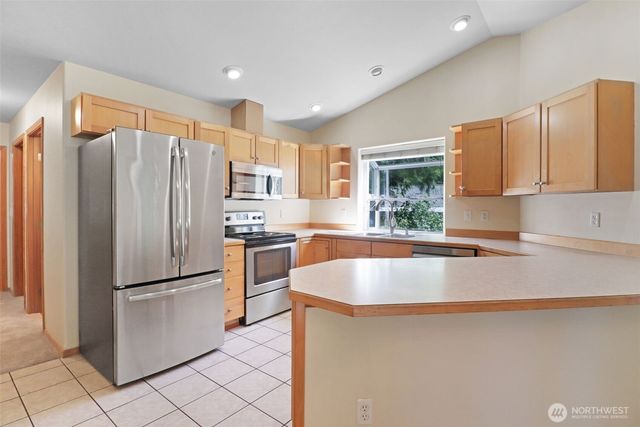 15626 Lindsay Road SE, Yelm, WA 98597