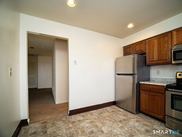 88 Turtle Bay Drive 88, Branford, CT 06405