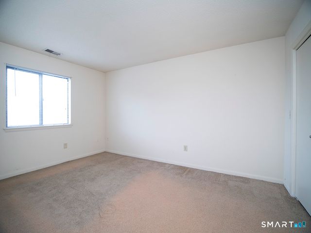88 Turtle Bay Drive 88, Branford, CT 06405