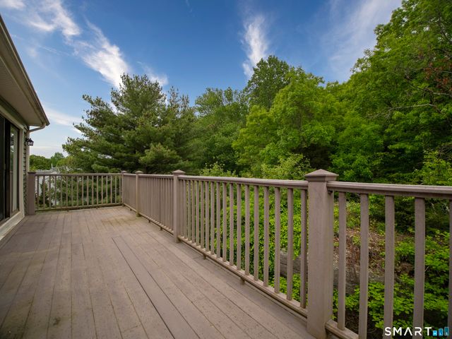 88 Turtle Bay Drive 88, Branford, CT 06405