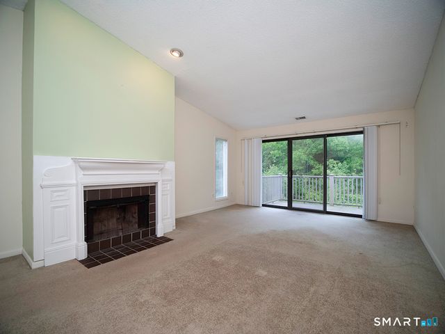 88 Turtle Bay Drive 88, Branford, CT 06405